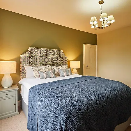 Holiday home Host & - Tree Tops Yarm